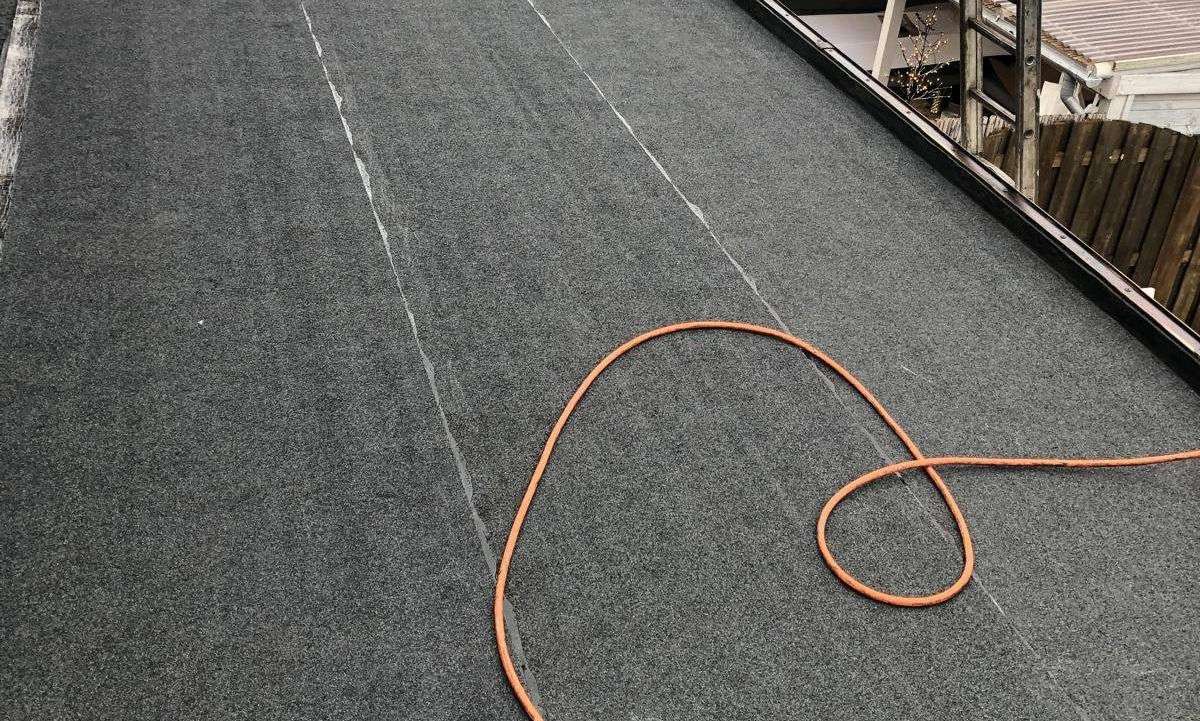 Nieuw bitumen dak aangelegd in Zierikzee Nieuw bitumen dak aangelegd in Zierikzee